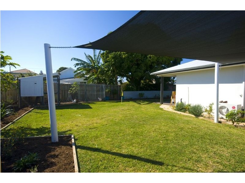 10 &/or 12 Dunns Terrace, Scarborough QLD 4020