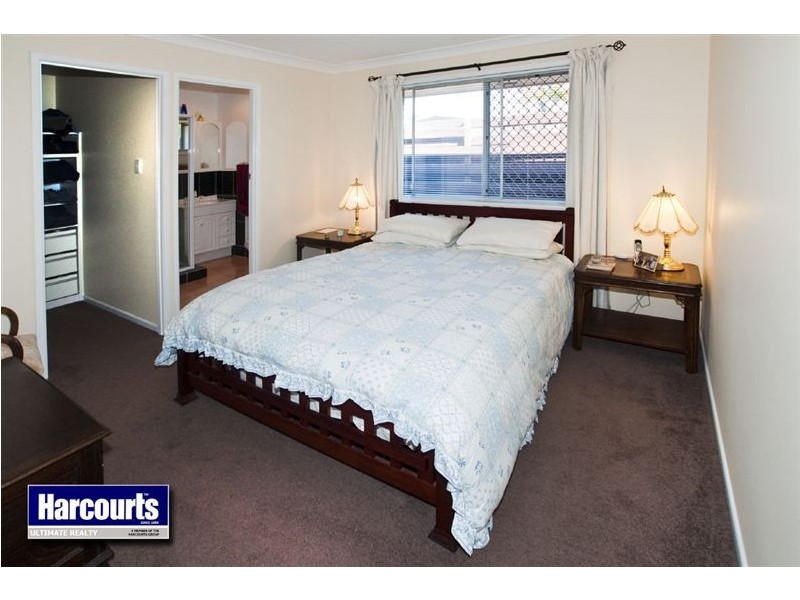 14 La Salle Drive, Newport QLD 4020