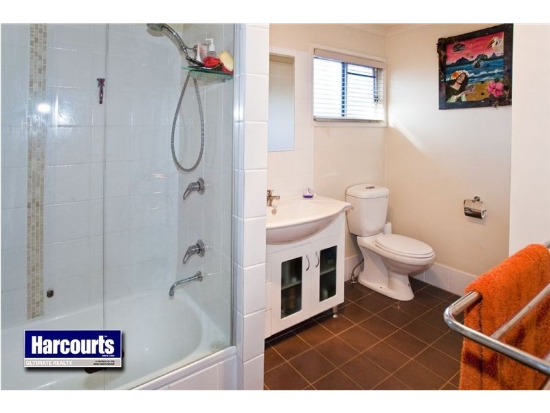 6 James Street, Scarborough QLD 4020