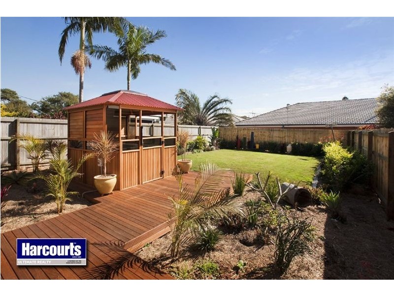 6 James Street, Scarborough QLD 4020