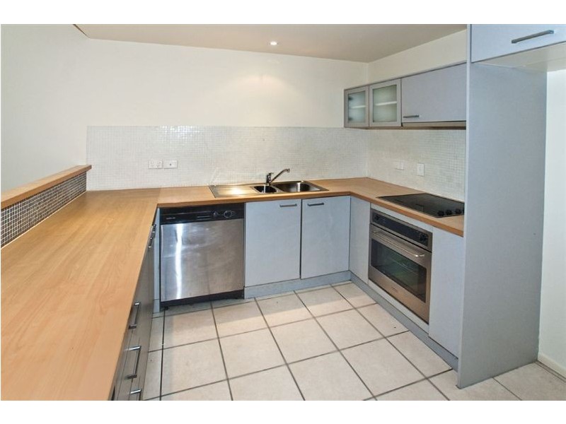 15/82 Mein Street, Scarborough QLD 4020