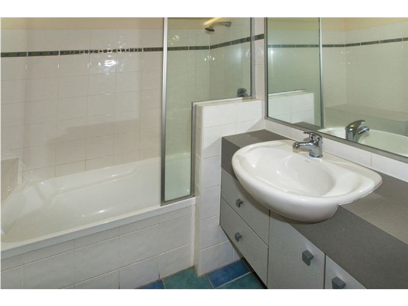 15/82 Mein Street, Scarborough QLD 4020