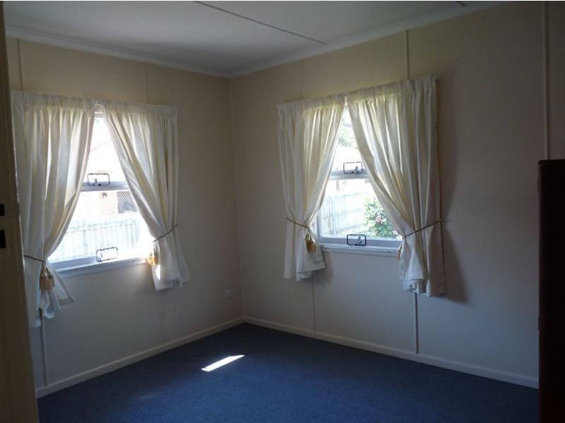 32 Blakeney Street, Woody Point QLD 4019