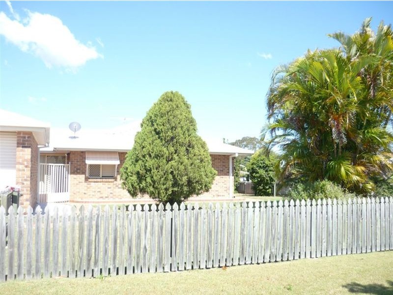 100 Cambridge Street, Rothwell QLD 4022