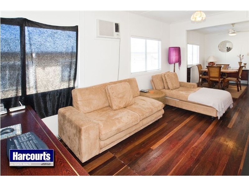31 Dover Road, Margate QLD 4019