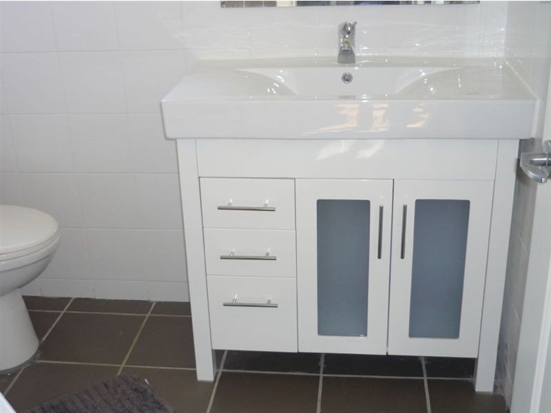 101 Dover Road, Redcliffe QLD 4020