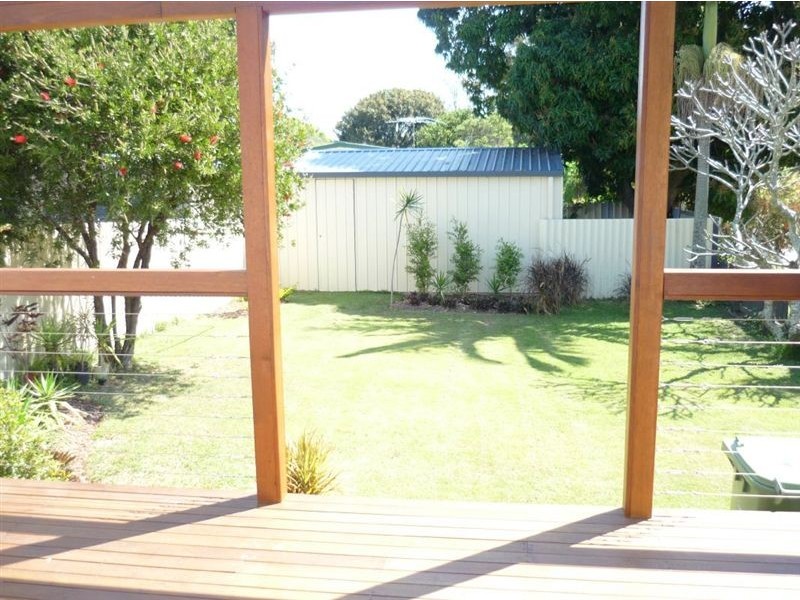 101 Dover Road, Redcliffe QLD 4020