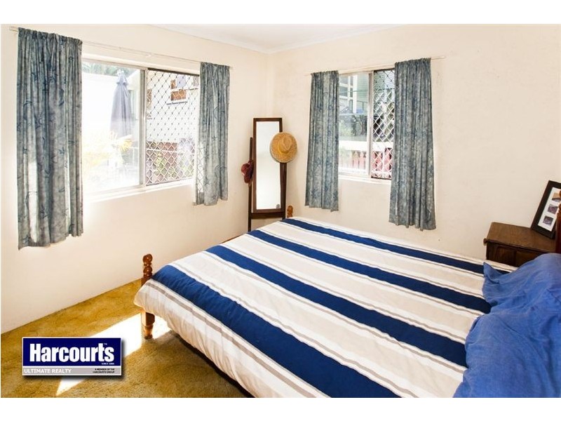 11 Centaur Street, Redcliffe QLD 4020