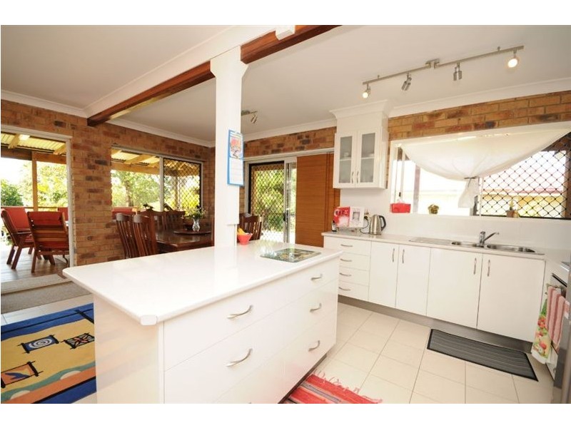 20 Hurrell Street, Clontarf QLD 4019