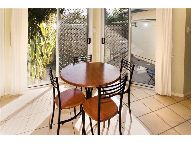 4/68 Mein Street, Scarborough QLD 4020