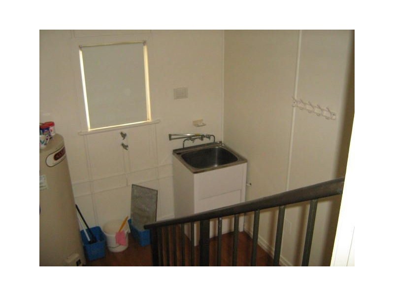 27 High street, Brighton QLD 4017