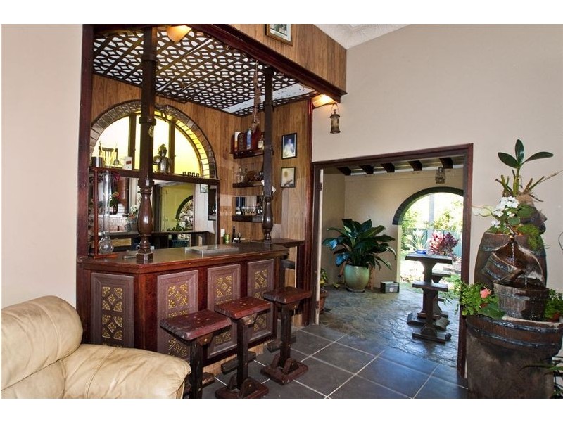 9 Pinewood Street, Redcliffe QLD 4020