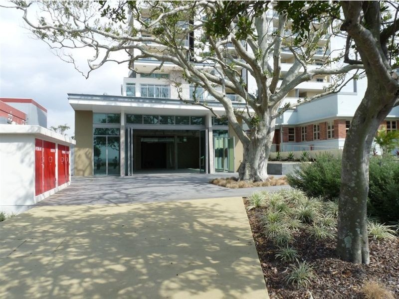 185 Redcliffe Parade, Redcliffe QLD 4020