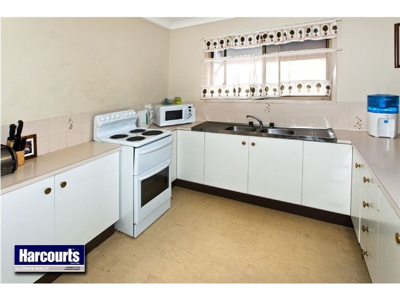 17 Dix Street, Redcliffe QLD 4020