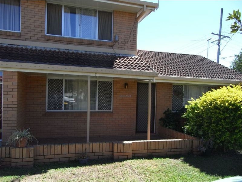 1/2A Woodcock Street, Scarborough QLD 4020