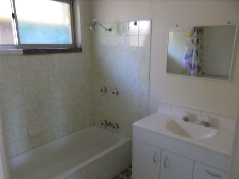 1/2A Woodcock Street, Scarborough QLD 4020