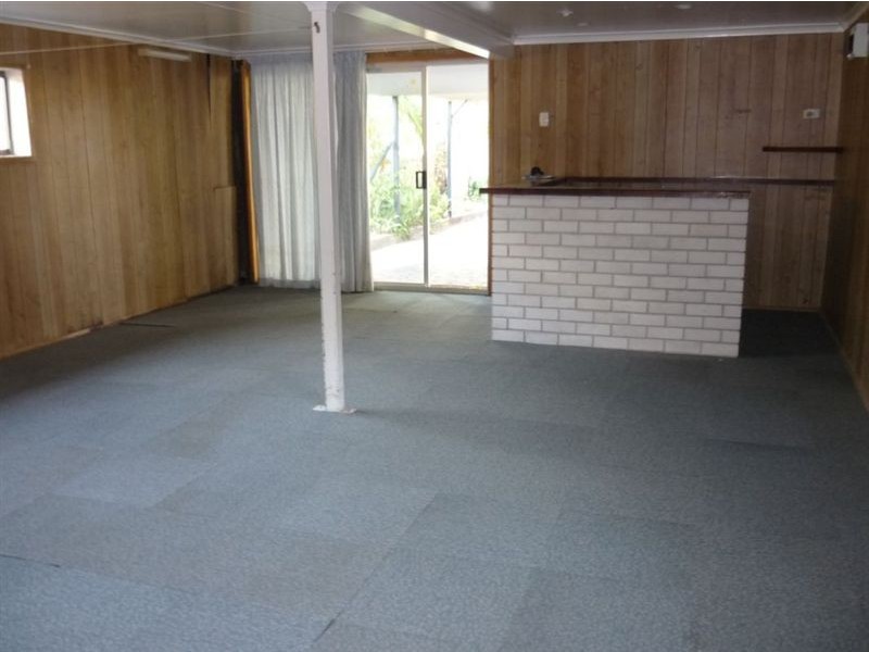 29 SPORTSGROUND ST, Redcliffe QLD 4020