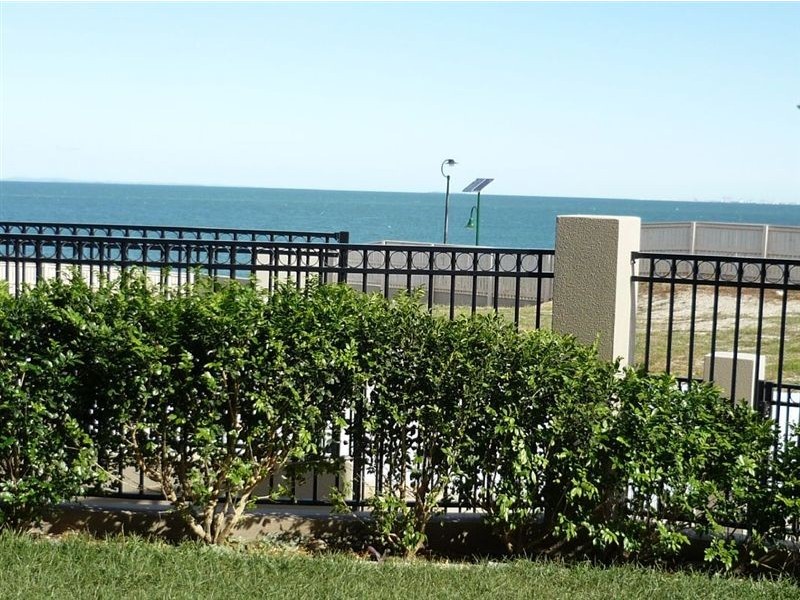 4/146 Prince Edward Parade, Redcliffe QLD 4020