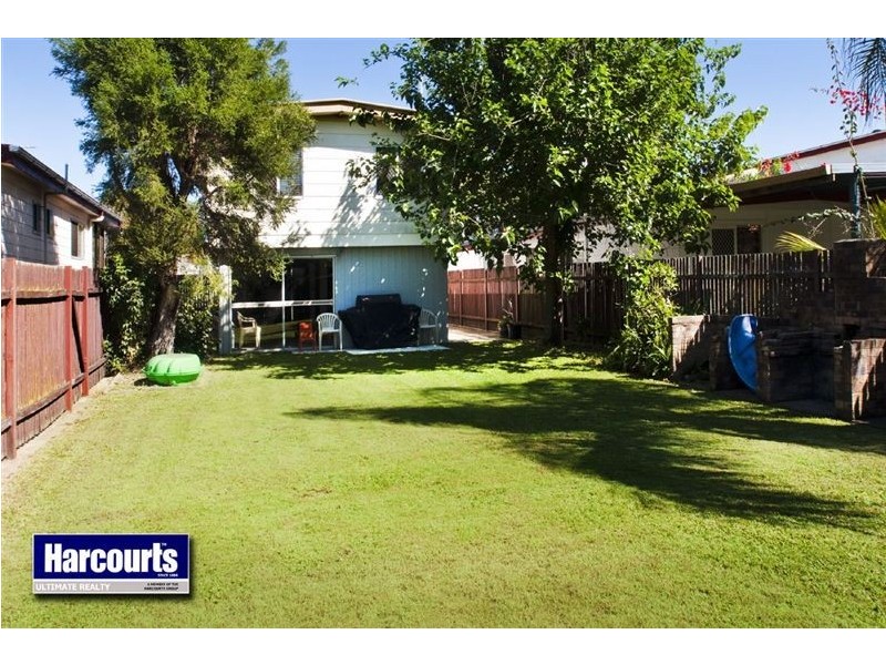 32 Gertrude Street, Redcliffe QLD 4020