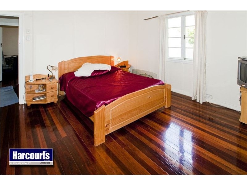 16 Kippa Street, Kippa-ring QLD 4021