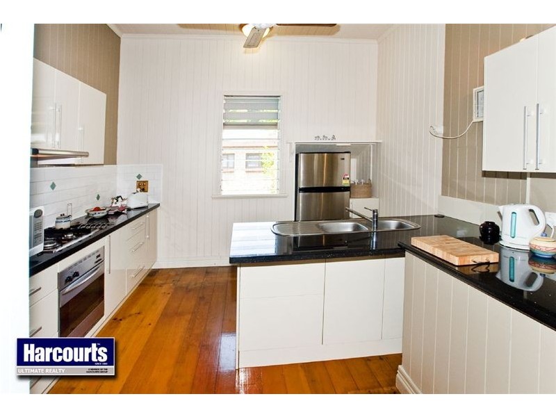 71 Prince Edward Parade, Redcliffe QLD 4020