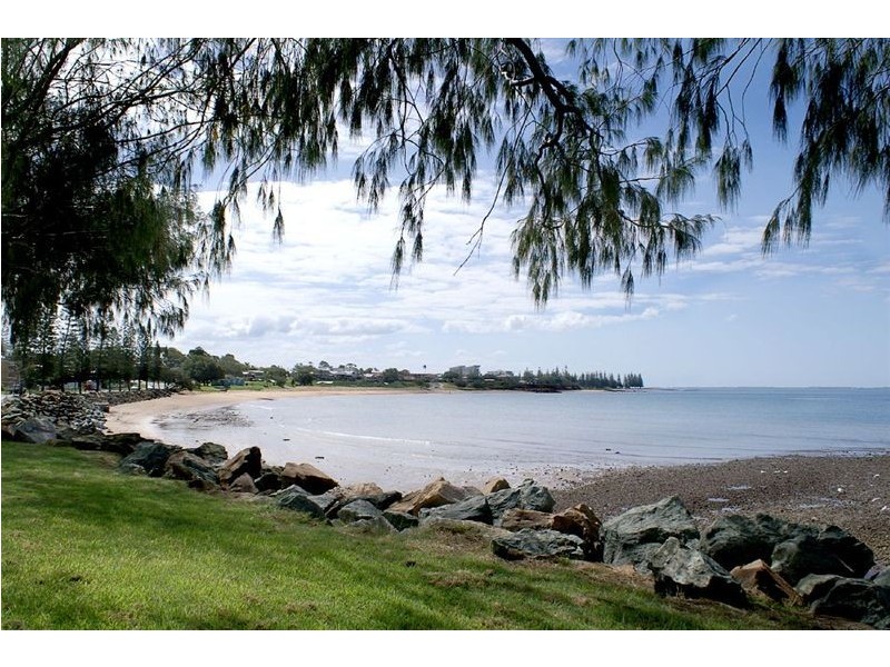 19a Campbell Street, Scarborough QLD 4020
