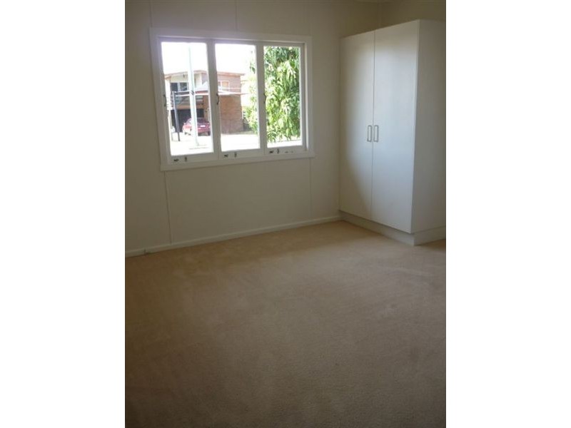 70 Albury Street, Deagon QLD 4017