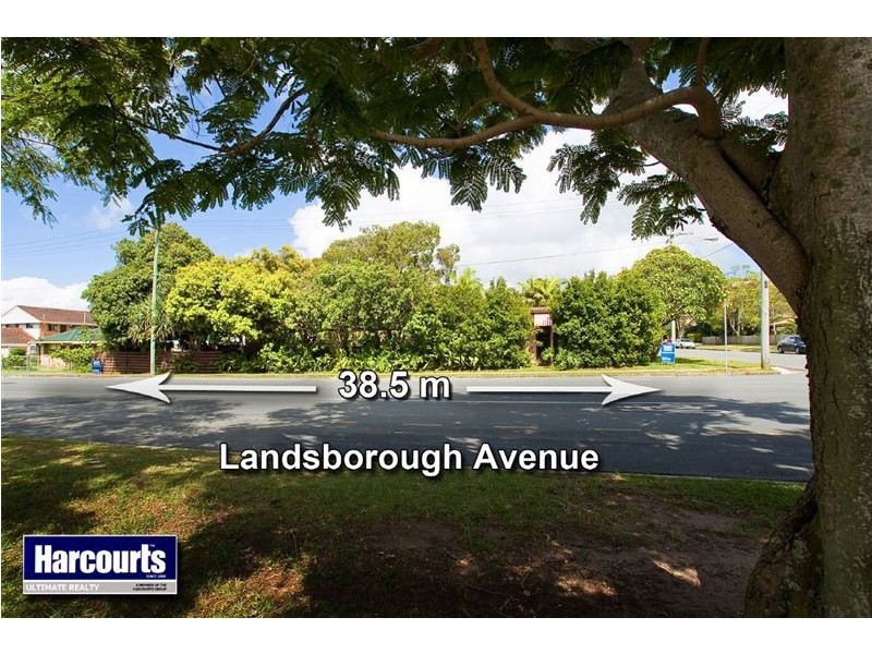 15 Landsborough Avenue, Scarborough QLD 4020