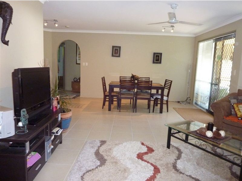 5/27 Caroline Street, Woody Point QLD 4019