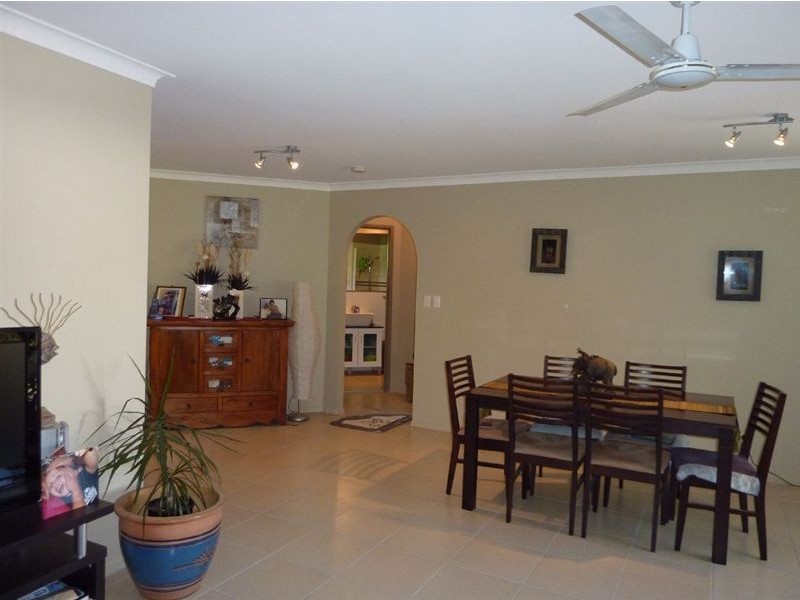 5/27 Caroline Street, Woody Point QLD 4019