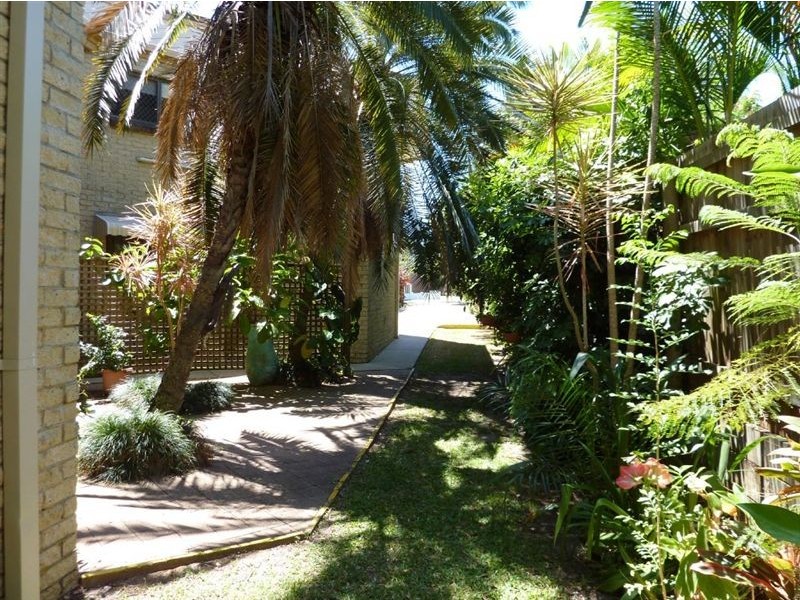 5/27 Caroline Street, Woody Point QLD 4019