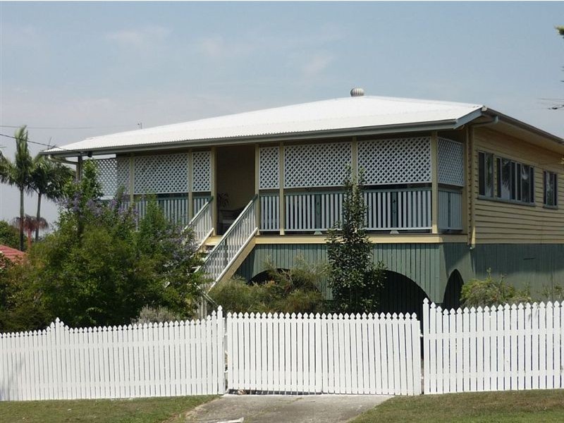 67 Nash Street, Sandgate QLD 4017