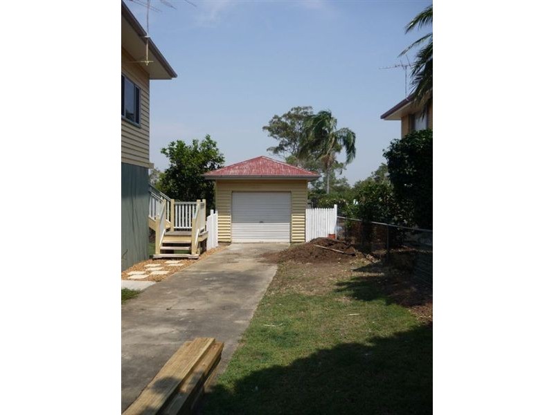 67 Nash Street, Sandgate QLD 4017