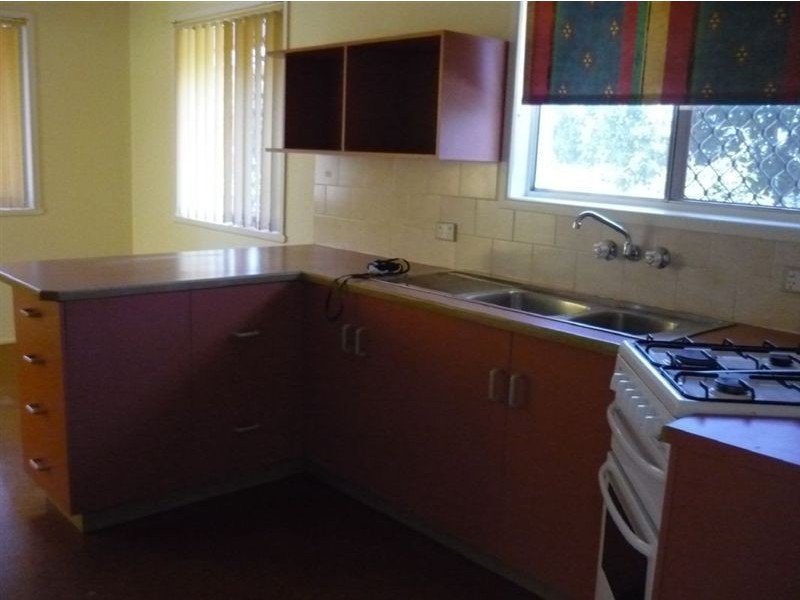 42 Hibiscus Avenue, Redcliffe QLD 4020