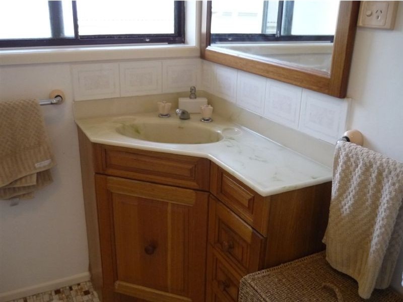 17 Brennan Road, Scarborough QLD 4020