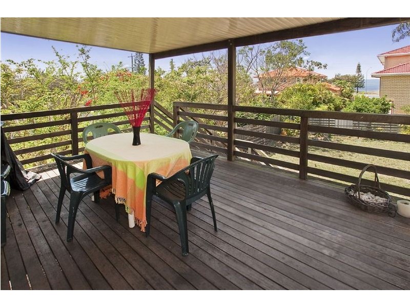 22 Thompson Crescent, Clontarf QLD 4019