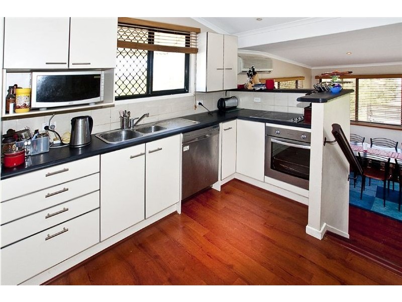 22 Thompson Crescent, Clontarf QLD 4019