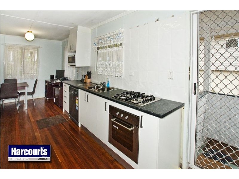 28 Windsor Street, Margate QLD 4019