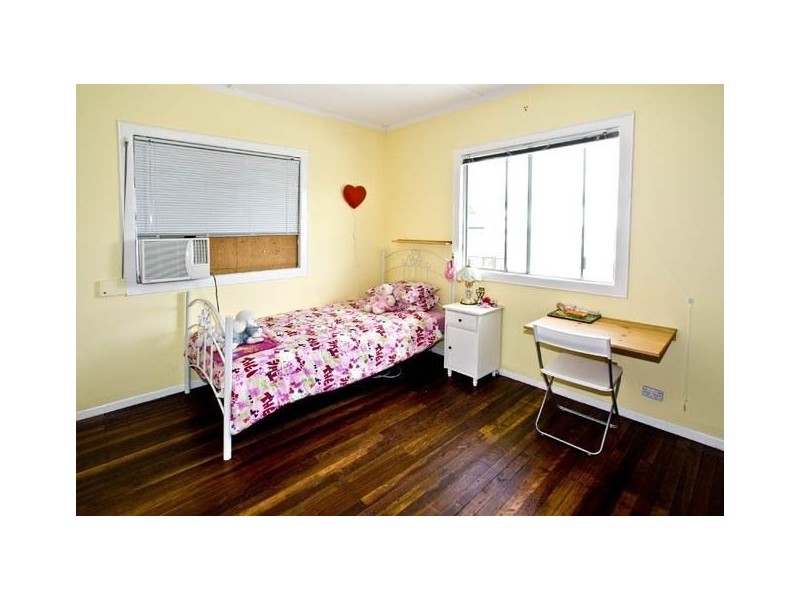 30 Gerald Avenue, Clontarf QLD 4019