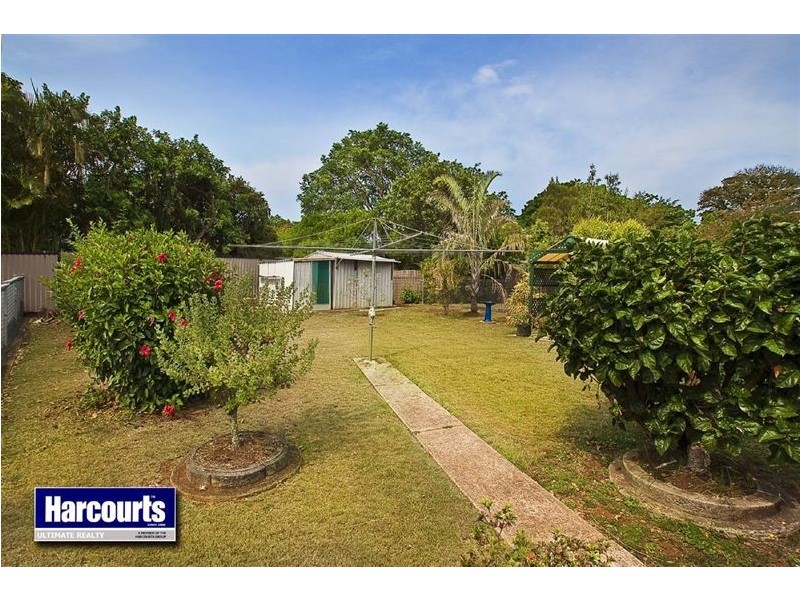 112 King Street, Woody Point QLD 4019