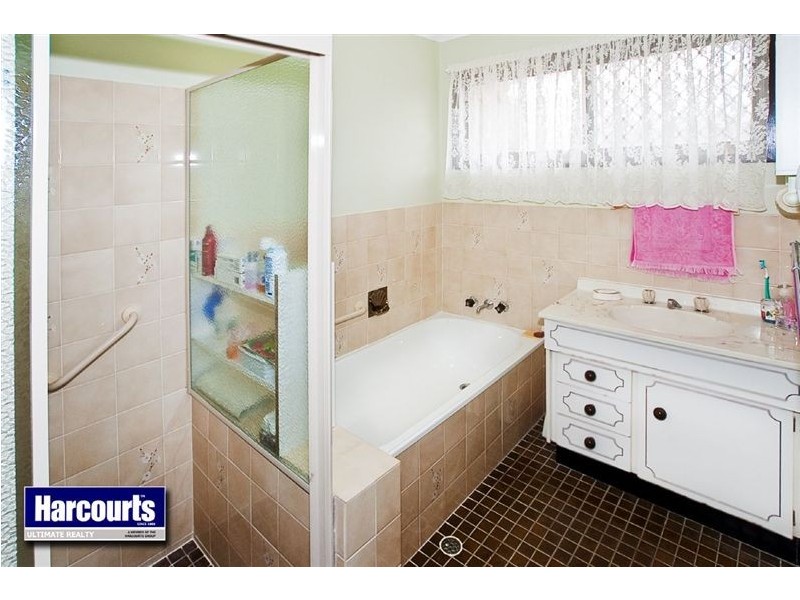 112 King Street, Woody Point QLD 4019