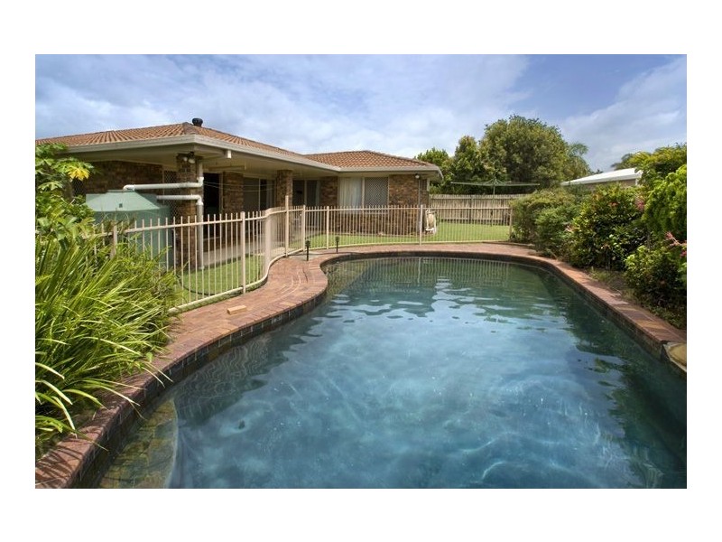 10 Mayfair Street, Kippa-ring QLD 4021