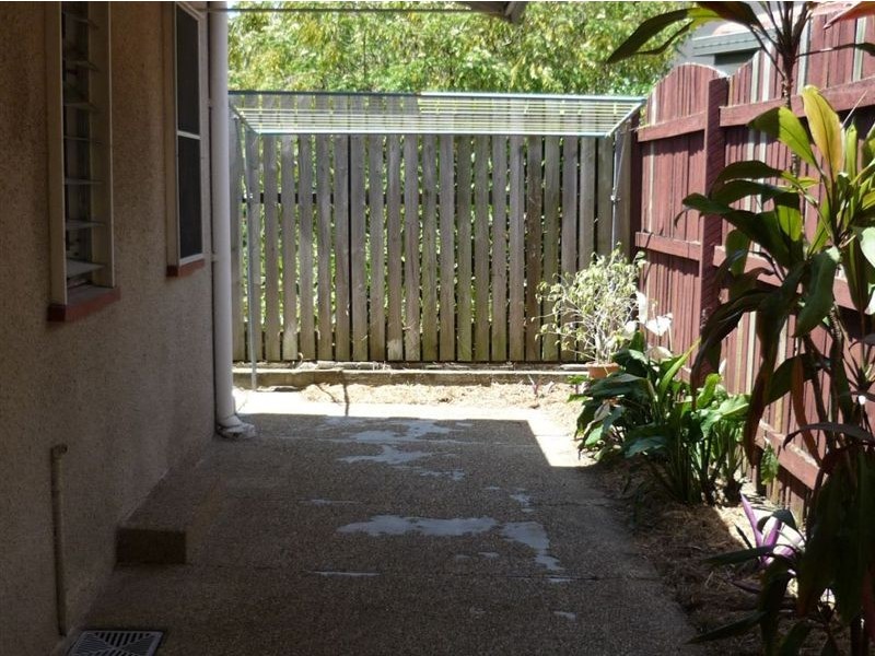 Unit @/2 Maine Rd, Clontarf QLD 4019