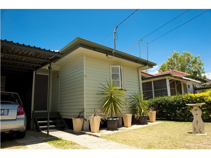 70 Burralong Street, Deagon QLD 4017