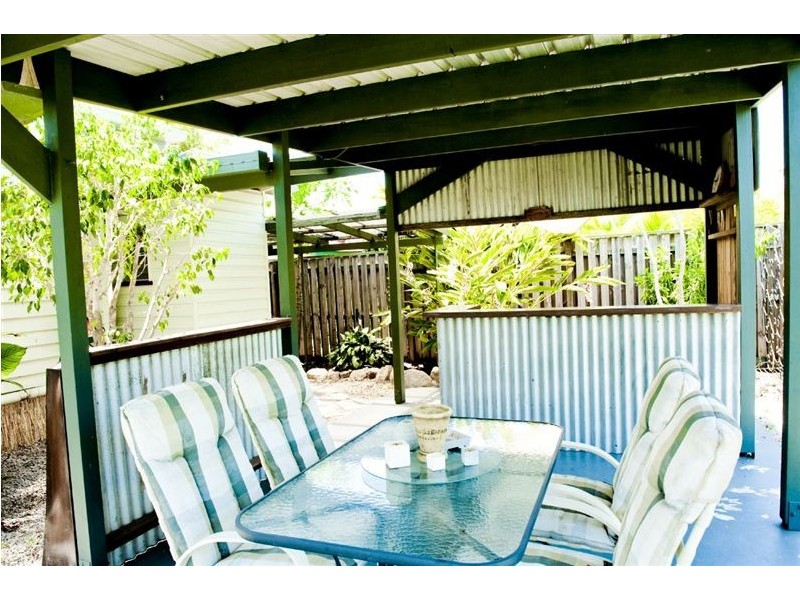 70 Burralong Street, Deagon QLD 4017