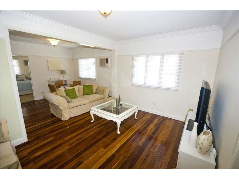 70 Burralong Street, Deagon QLD 4017