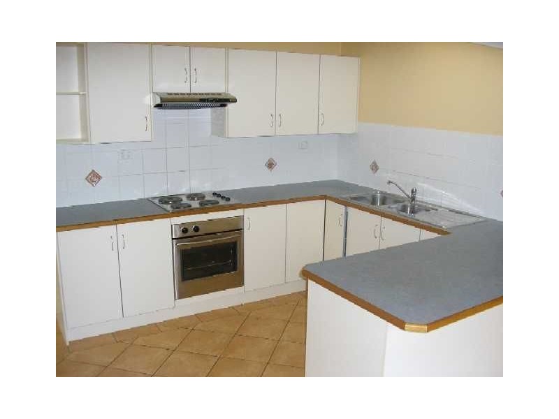 33 James, Scarborough QLD 4020