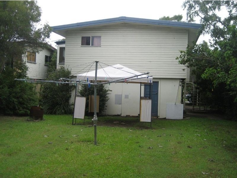 86 Sportsground Street, Redcliffe QLD 4020