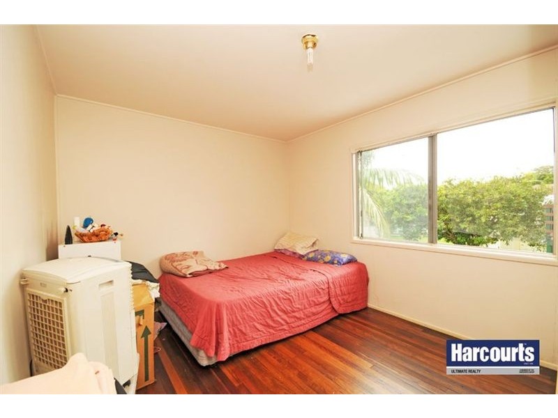 27 Lucas Street, Scarborough QLD 4020