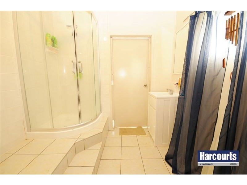 27 Lucas Street, Scarborough QLD 4020